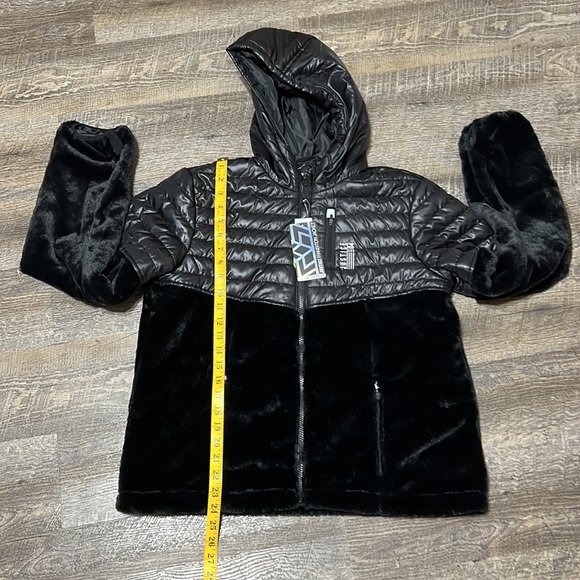 Justice NWT!!🎊girls, light weight full, zip, hooded jacket, size 16/18 - Picture 8 of 16